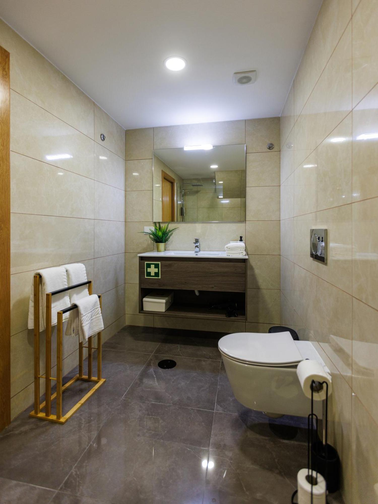 Ferienwohnung Live In Aveiro Rossio Exterior foto